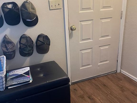 Many ways to design a useful entry.