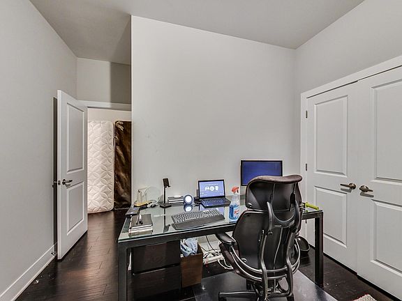5th image of 3649 W Belmont Ave Unit 1E