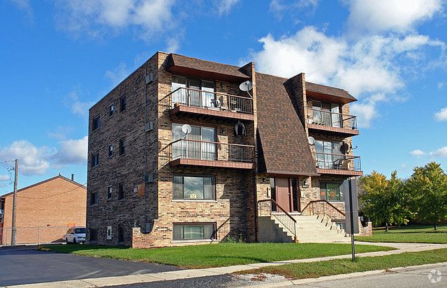1st image of 8800 W 76th Pl #3W