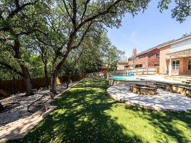 11739 Bridge Hampton — Photo 44