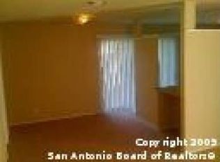 119 Rock Valley Dr, San Antonio, TX 78227