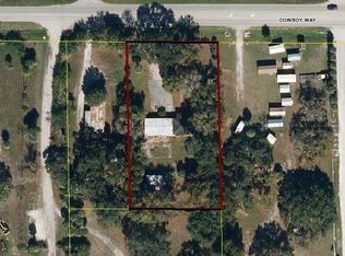 955 W Cowboy Way, Labelle, FL 33935