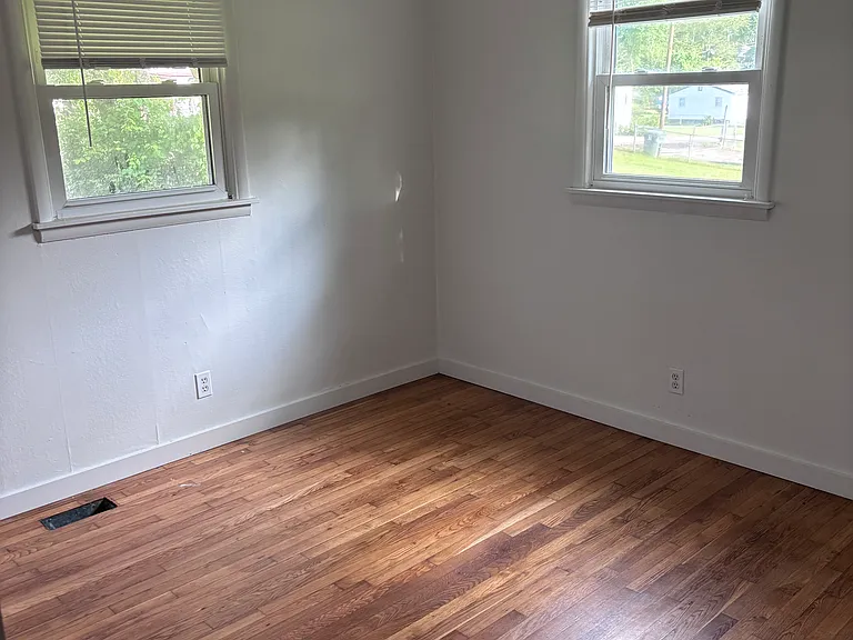 5103 Jarrett Rd — Photo 18