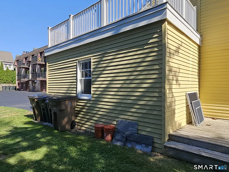 72 Maple Tree Ave #2 — Photo 26