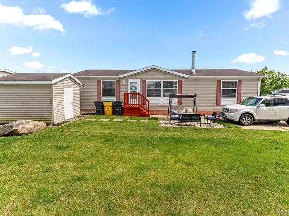 9544 Rhodes Ct, Northville, MI 48167