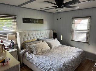 417 Giles Ave, Middlesex, NJ 08846