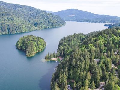 103 Grand View Lane, Bellingham, WA, 98229