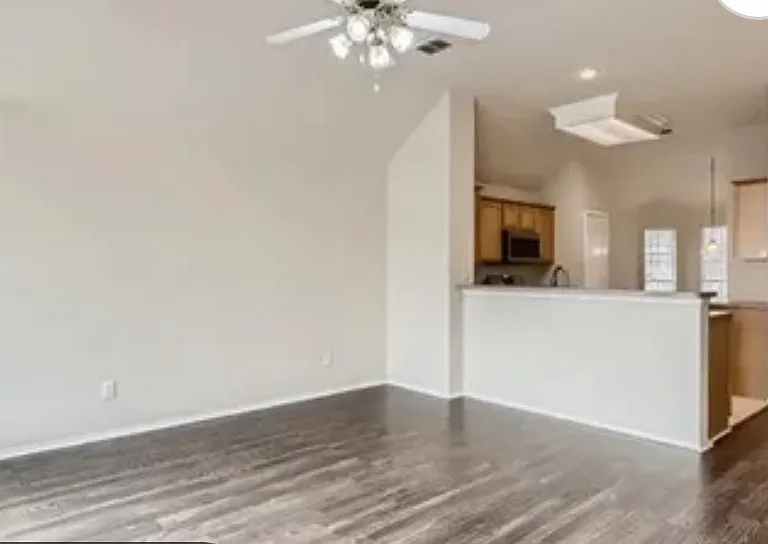 1574 Hansberry Dr — Photo 5