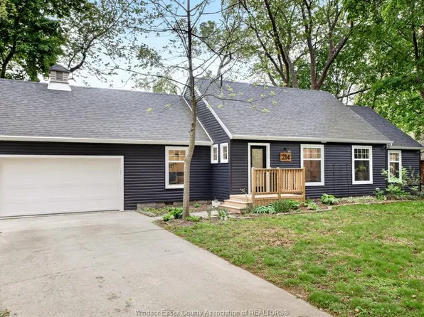 214 Coronado Dr, Tecumseh, ON N8N 2E2