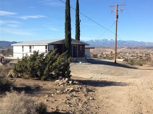 20575 Chickawill Rd, Apple Valley, CA 92308