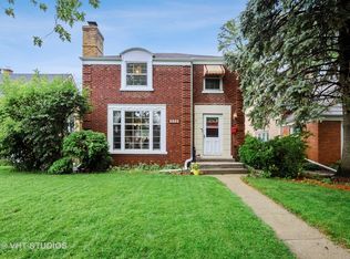 5232 Arcadia St, Skokie, IL 60077