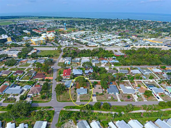 748 GOLF DRIVE, VENICE, FL 34285