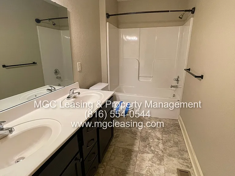 2216 SW Suncatcher Rd — Photo 12
