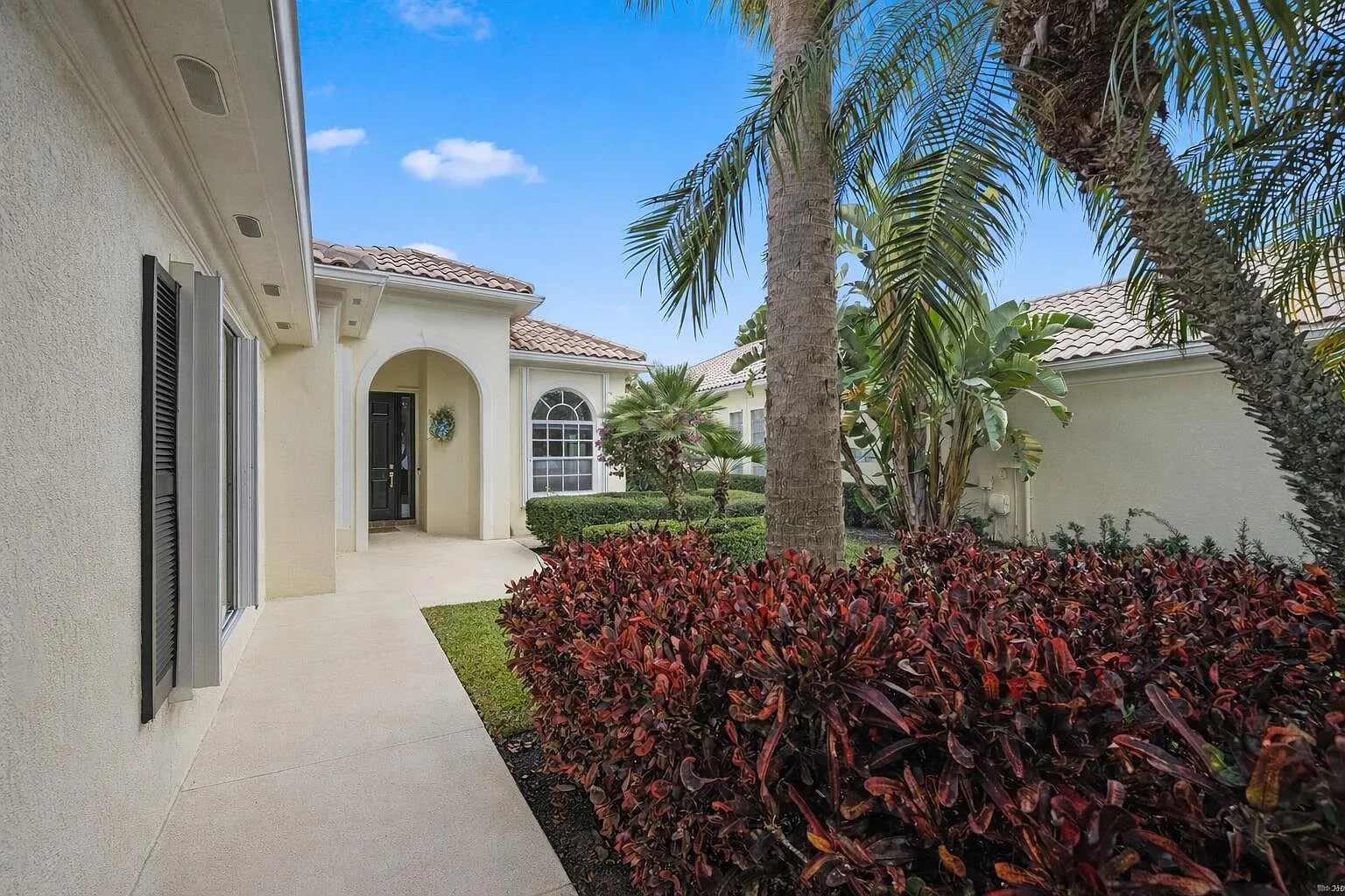 3 bed, 2.5 bath, 2199 sqft, $5,500 — Photo 3