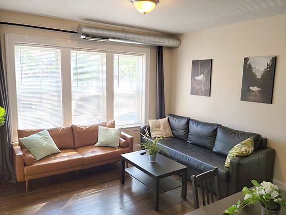 3rd image of 4136 W Palmer Ave #2L