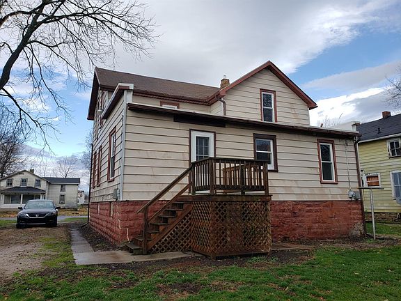 2nd image of 215 Sandusky Ave