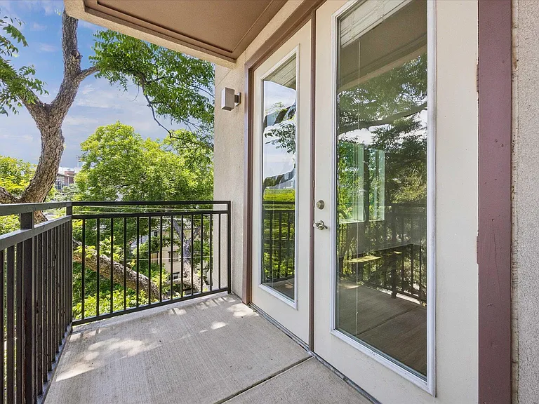 1900 Barton Springs Rd #4041 — Photo 3