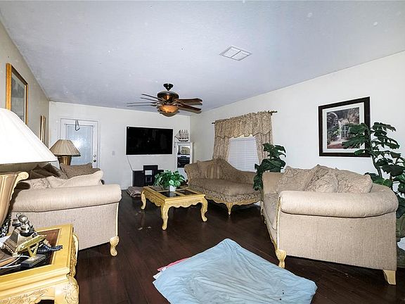 3rd image of 5200 SW 115TH STREET ROAD