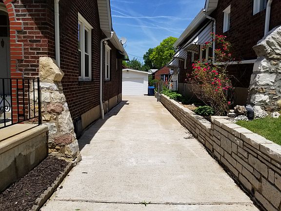 3rd image of 7335 Bruno Ave