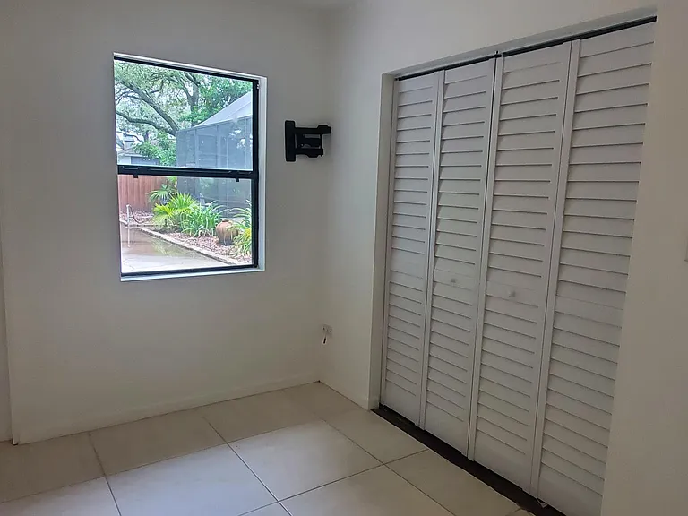 3911 W Morrison Ave #1 — Photo 25