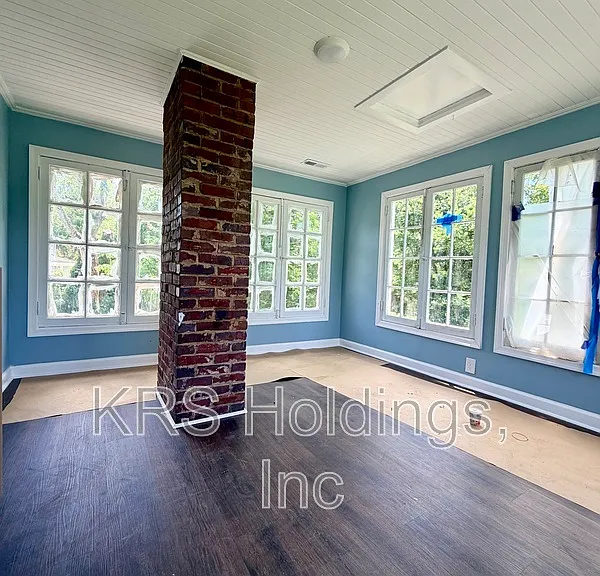 2370 Proffit Rd — Photo 2