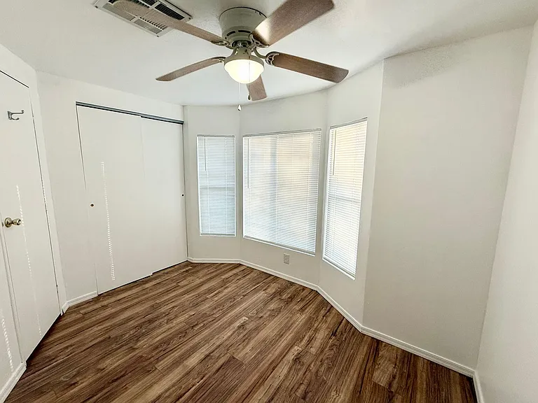 950 Tumbleweed Dr — Photo 10