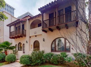 128 S Oakhurst Dr APT 1, Beverly Hills, CA 90212
