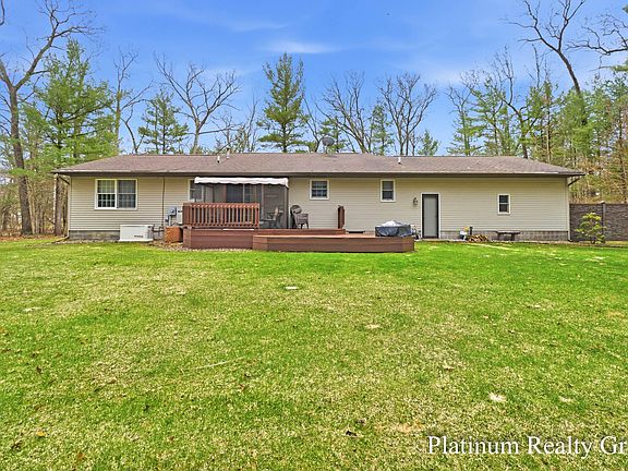 4th image of 6226 Hall Rd