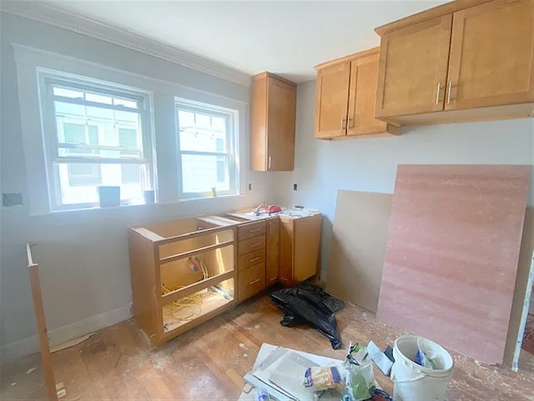 4 Edgar Ct #3 — Photo 10