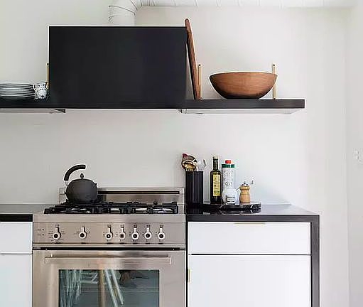 2nd image of 131A Cambridge Pl