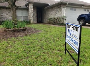 4953 Briar Oaks Ln, Grand Prairie, TX 75052