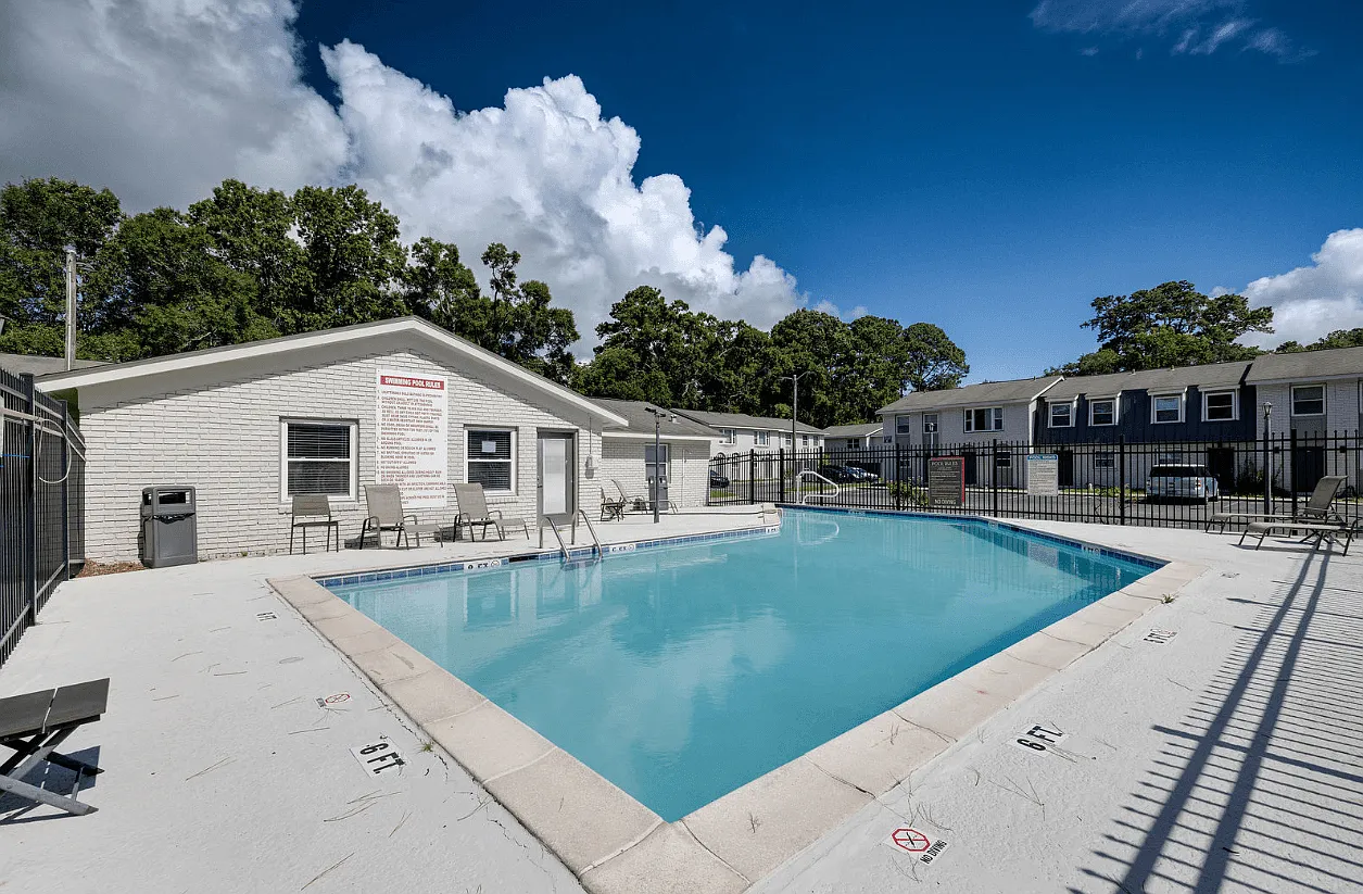 Savan Pointe — Photo 3