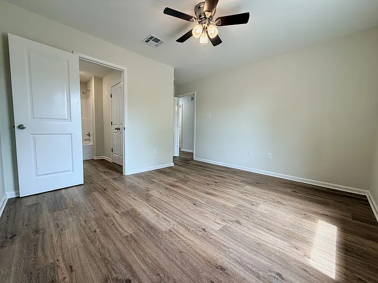 3715 Common St — Photo 17