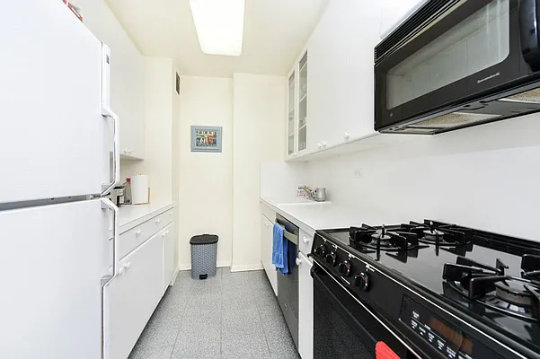 Rented by Caliber Associates | media 20
