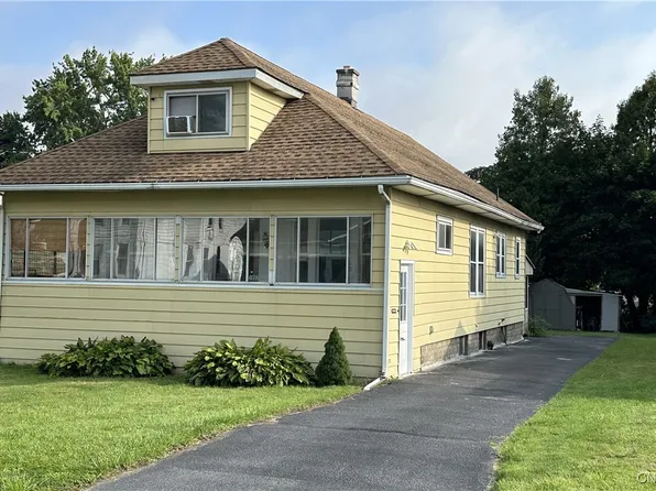 2132 Sinclair Ave, Utica, NY 13502
