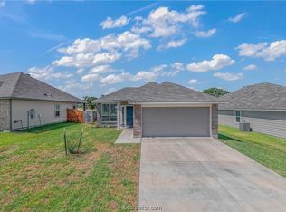 2707 Redcap St, Bryan, TX 77803