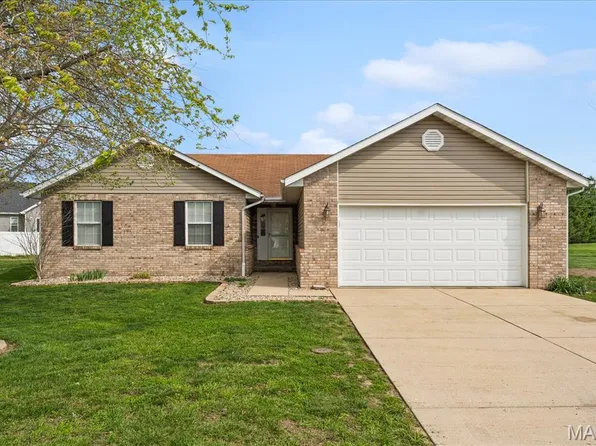 218 Kristina Ct, Mascoutah, IL 62258