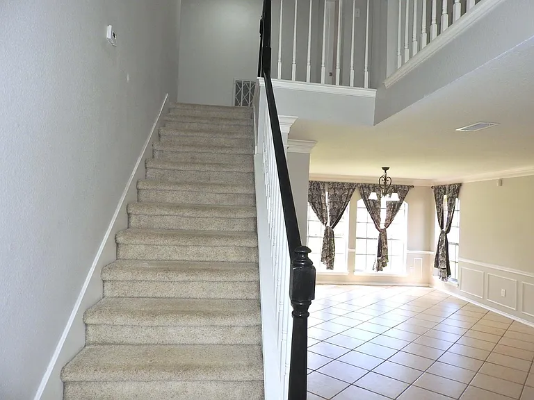 4427 Wavertree Dr — Photo 5