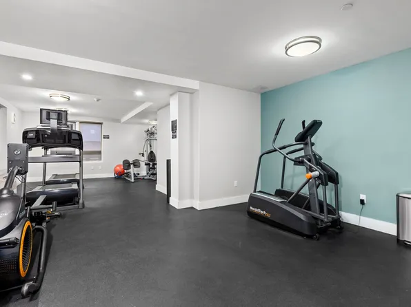 63-34 Fresh Pond Road image 10 of 12