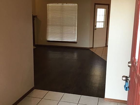 3rd image of 7533 NW 131st St