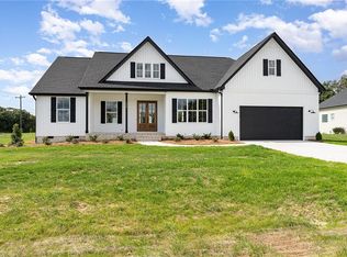 116 Providence Trl, Madison, NC 27025