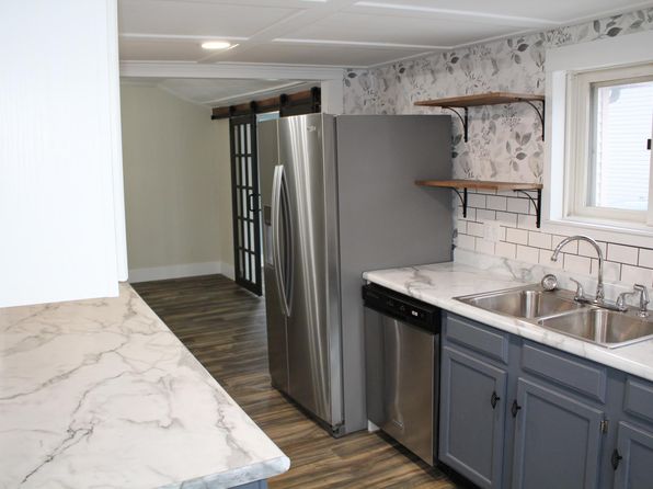 7 W Lawton St