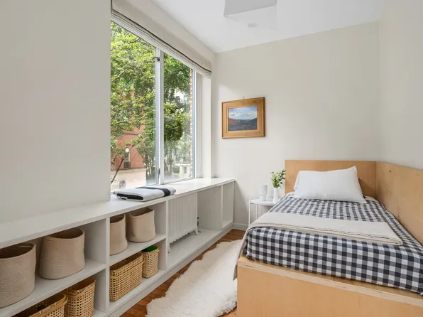 455 East 51st Street image 9 of 15