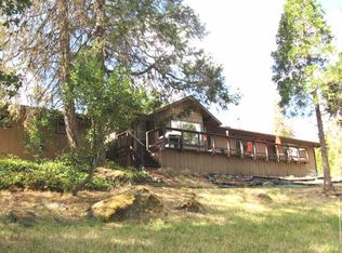1456 Lampman Rd, Gold Hill, OR 97525