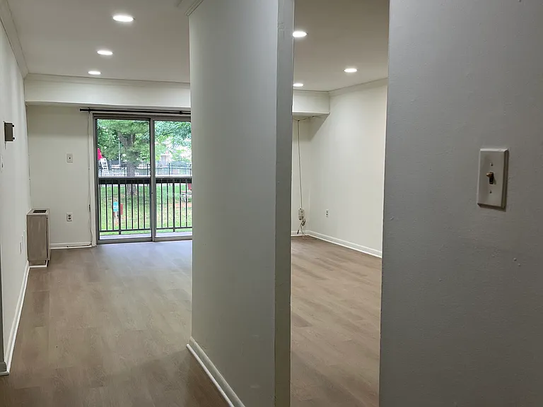 10300 Westlake Dr #S104 — Photo 3