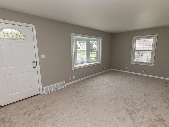 2nd image of 1115 Washington Ave