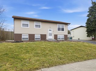 234 Malibu Dr, Bolingbrook, IL
