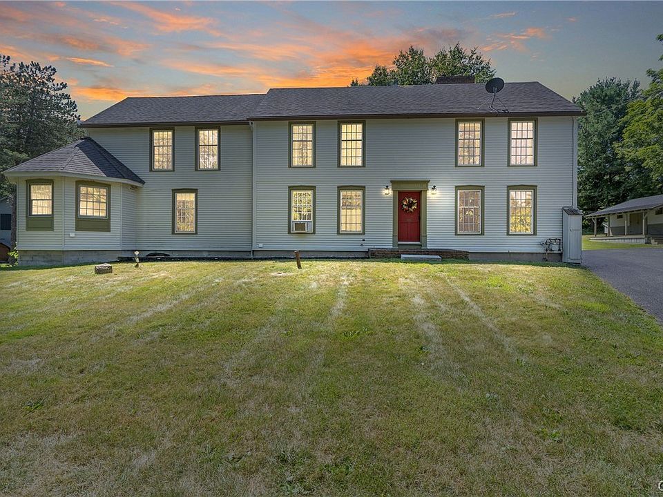 1st image of 2776 Falls Rd