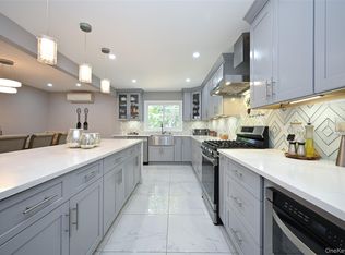 1061 Fordham Lane, Woodmere, NY 11598