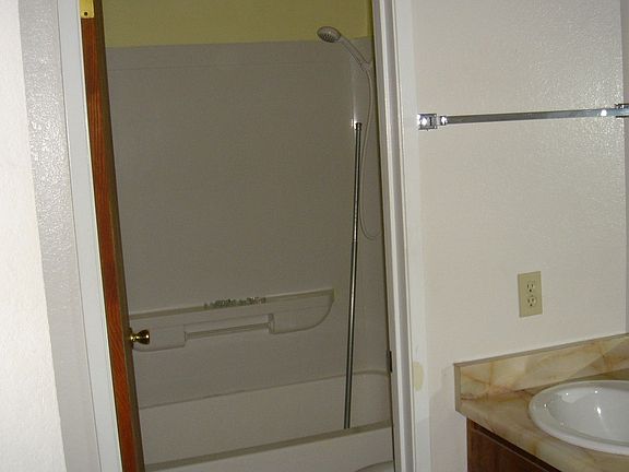 BATHROOM WITH THE VANITY SINKS ON THE OUTSIDE